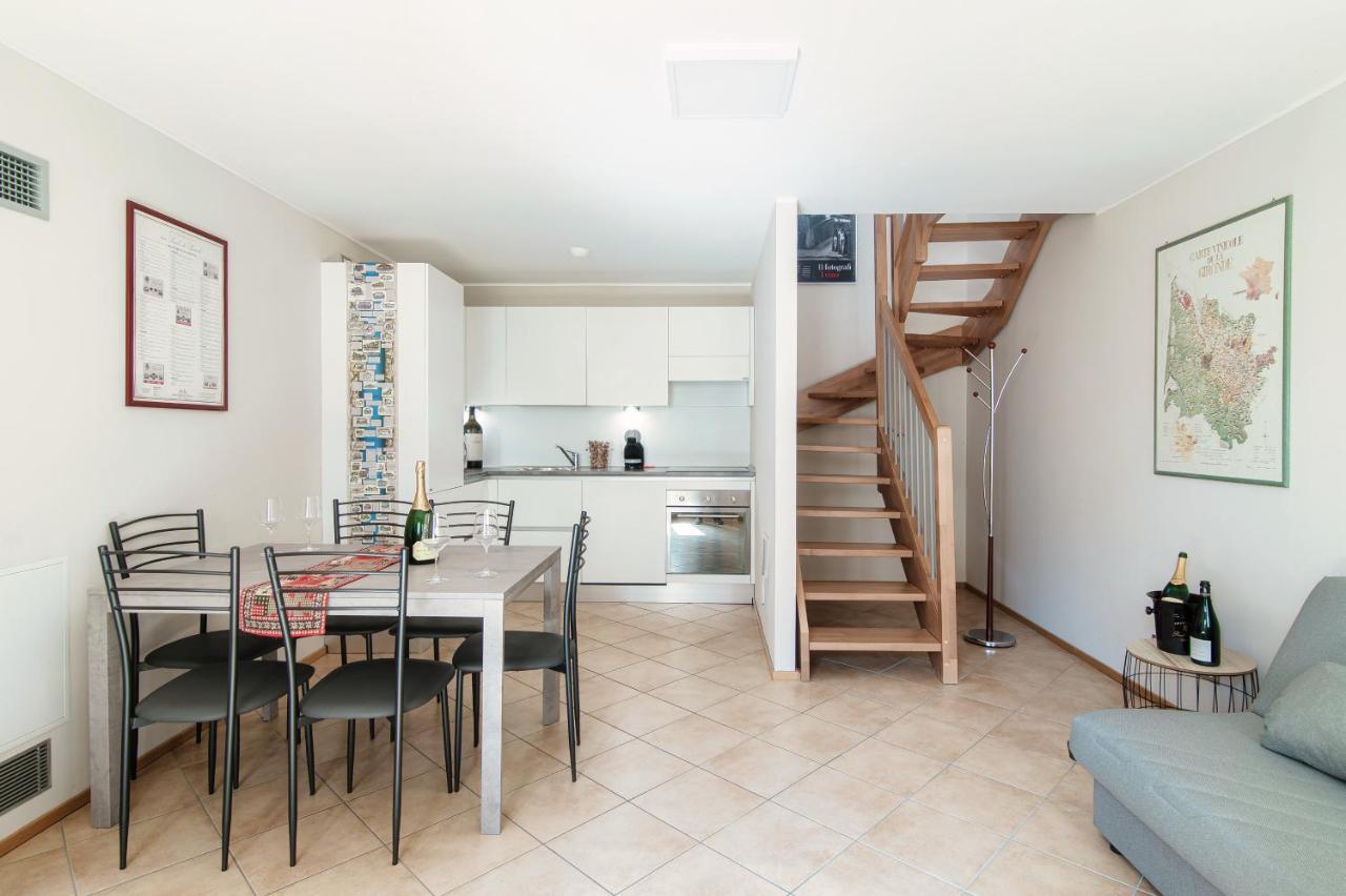 Grape Attic 72 - The House Of Travelers Apartment Como Luaran gambar