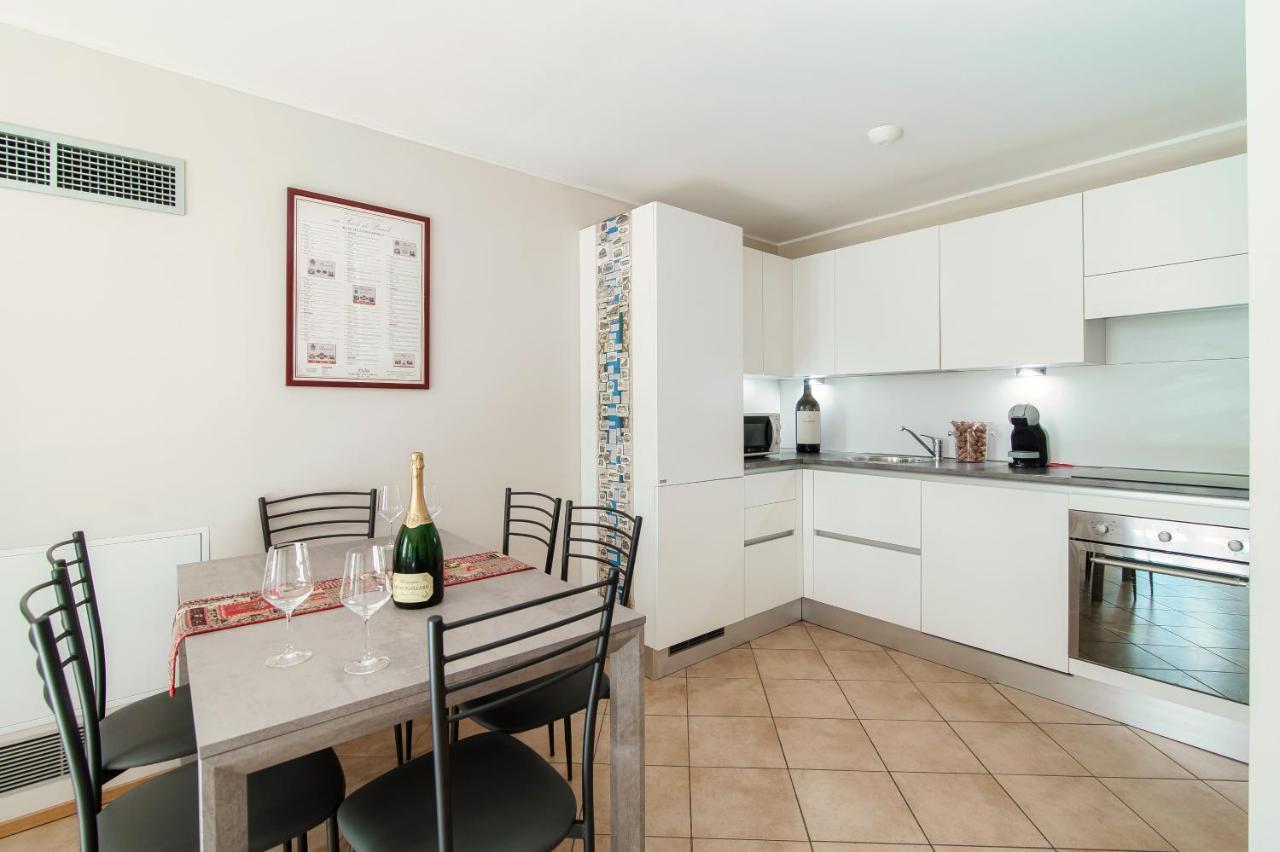 Grape Attic 72 - The House Of Travelers Apartment Como Luaran gambar