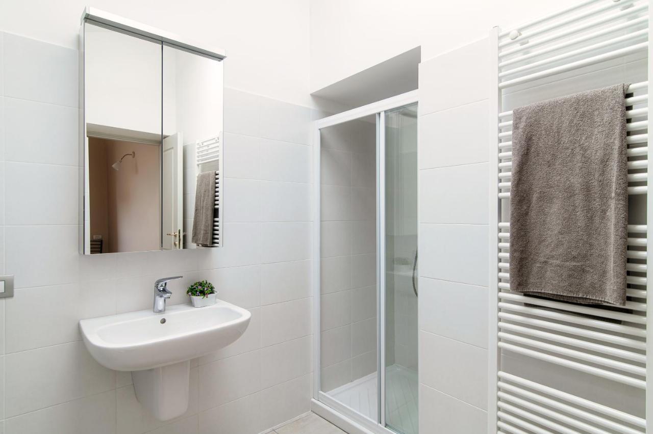 Grape Attic 72 - The House Of Travelers Apartment Como Luaran gambar